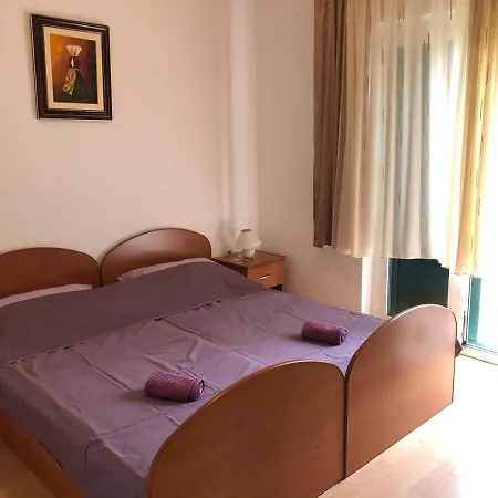Luce Apartman Pag Town